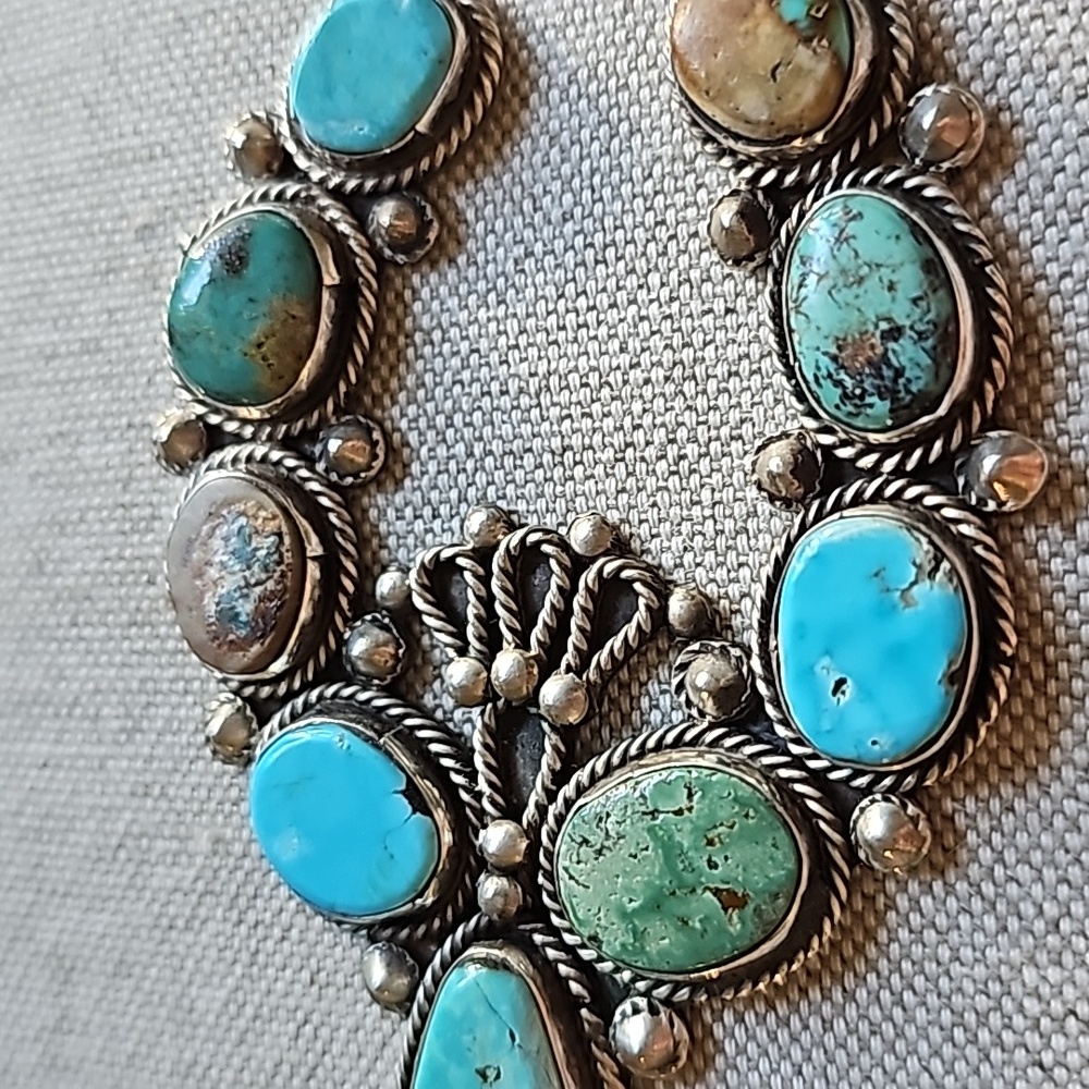 Sterling Silver Naja pendant - Picture 3 of 6